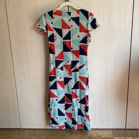 **SOLD** Blue, green, red pattern silk dress - Picture 2 of 8